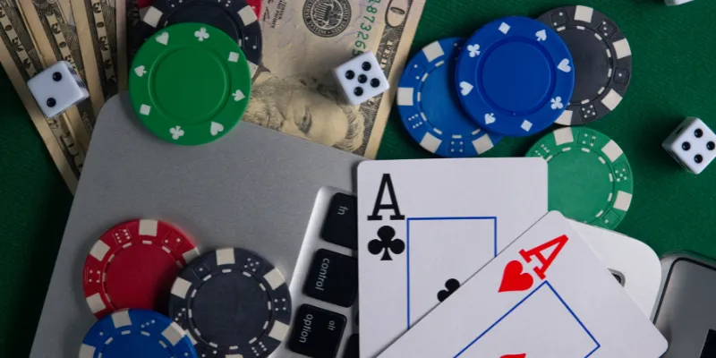 Chiến lược chơi poker lạ